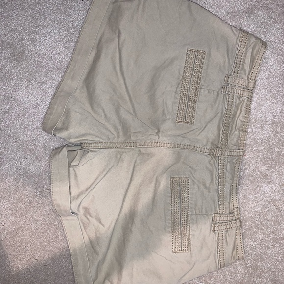 Maurices Khaki Shorts - Picture 2 of 3